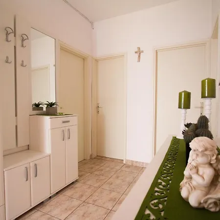 Apartment M&j